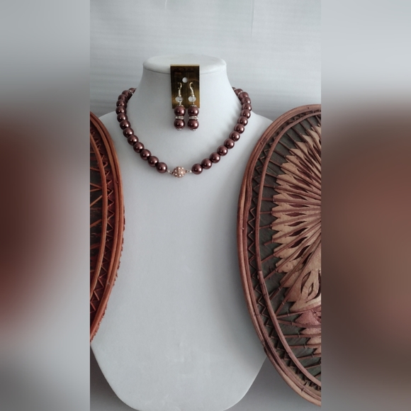 Copper Colored Beaded Necklace & Earrings Set - Picture 5 of 7